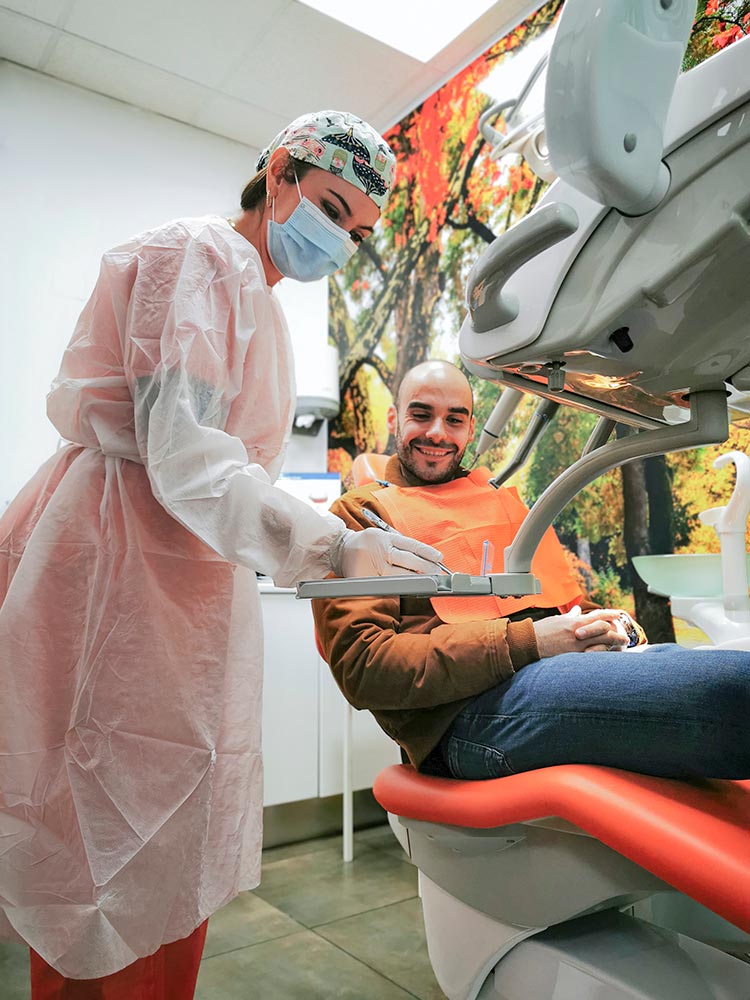 dentista en clínica dental fuenlabrada Madrid